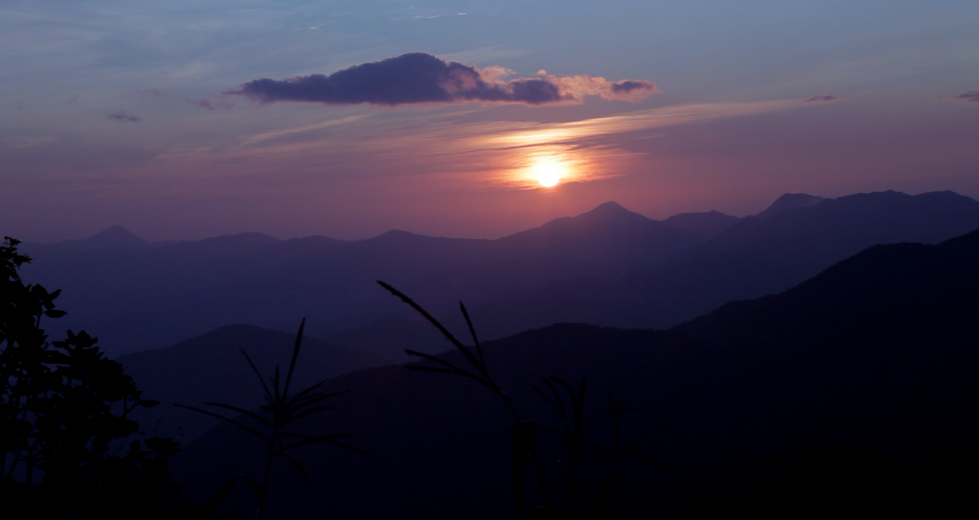 21 Sunset wide